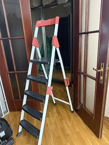 bambuk agaci satilir: 5 pilləli qatlanan nərdivan Satılır qatlanan pilləkən. Çox az — 1