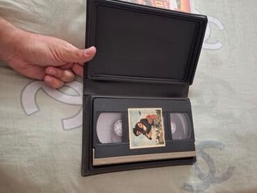 dvd tutumu: İki ədəd VHS video kaseti: biri “Yalan”, digəri isə “Dərdimden — 2