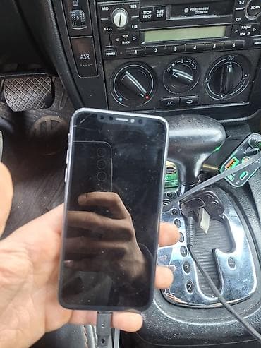 2 ci el plansetler: IPhone X, Space Gray — 1