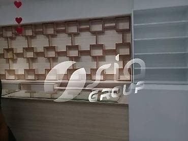 saxda baba paltari: Sifarişə mebel vitrinləri — 1