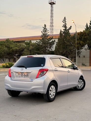 220 mator: Toyota Vitz: 1.3 l | 2012 il Hetçbek — 18