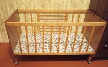 детская кроватка бу: Oğlan və qız üçün, İşlənmiş, Dördbucaq, Beşik, Dəstsiz, Matrassız, Yellənmə mexanizmsiz — 1
