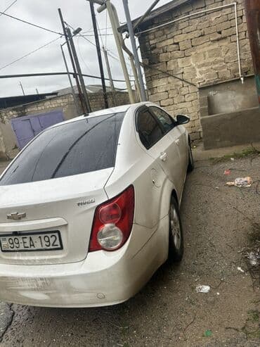 belarus mini traktor: Chevrolet Aveo: 1.2 l | 2012 il 35656 km Sedan — 4