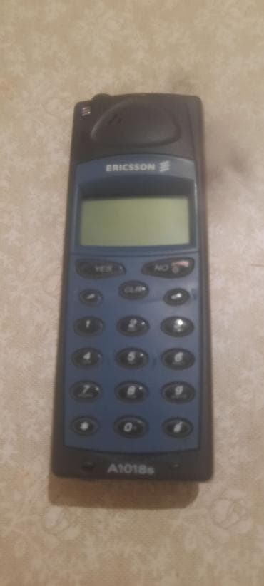 panel cit: Ericsson A1018s mobil telefon - Model: Ericsson A1018s (GSM) - — 1