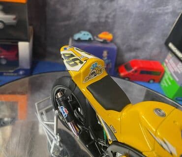 metbex tavan modelleri: Коллекционная модель Yamaha YZR-M1 #43 Valentino Rossi MotoGP 2006 — 13