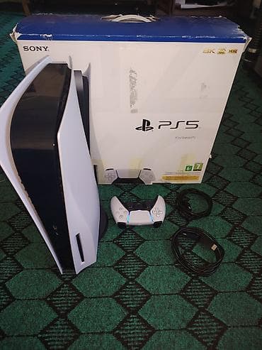 kontakt tv kanallar: PlayStation 5 Fat (Disk versiyası) oyun konsolu Paket tərkibi: - PS5 — 3