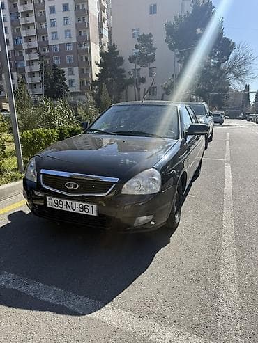 pilus masin: VAZ (LADA) Priora: 1.6 l | 2012 il 217000 km Sedan — 5