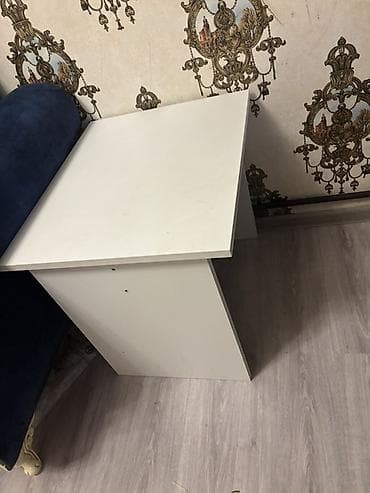 Kompüter masası, Açılmayan, Laminat, Dördbucaq masa