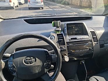 audi tt: Toyota Prius (II nəsil) hibrid hatchback - Gümüşü rəng, 5 qapı - — 3