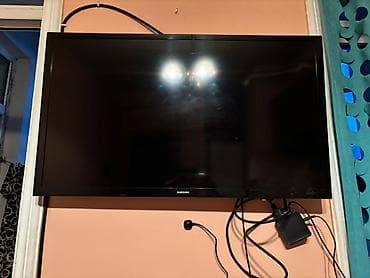 Televizor Samsung LED ekran 32" HD (1366x768)