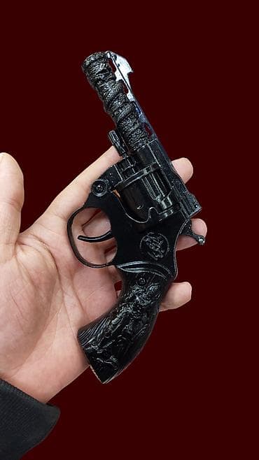 usaq oyuncaqlari satisi: 🦾Dəmir oyuncaq tapanca. 💥yumuru qırmızı gülləylə atış edir ☄️Tam — 3