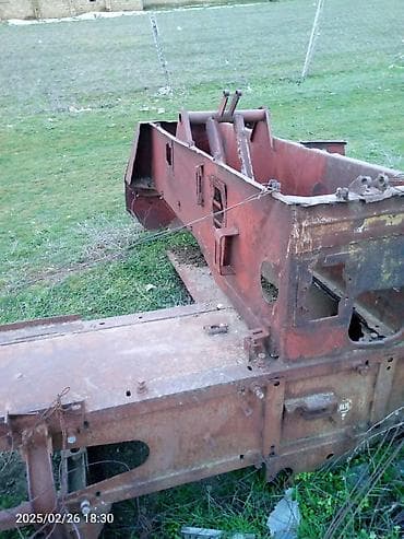 kafeyni serviz: Metall konstruksiya – ağır texnika üçün korpus/çərçivə hissələri - — 4