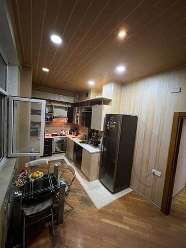 yeni günəşlidə 3 otaqlı ucuz bina evləri: Nərimanov metrosunun yaxınlığında Şua resoranına yaxin yerləşən 14 — 15