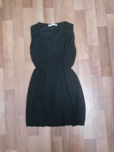 Qara rəngli qolsuz qadın paltarı - Model: beldən yığma, A-kəsim ətək