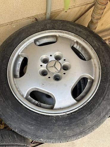 Məhsul: Mercedes-Benz orijinal yüngül lehimli disklər və şinlər lalafo.az -da Məhsul: Mercedes-Benz orijinal yüngül lehimli disklər və şinlər