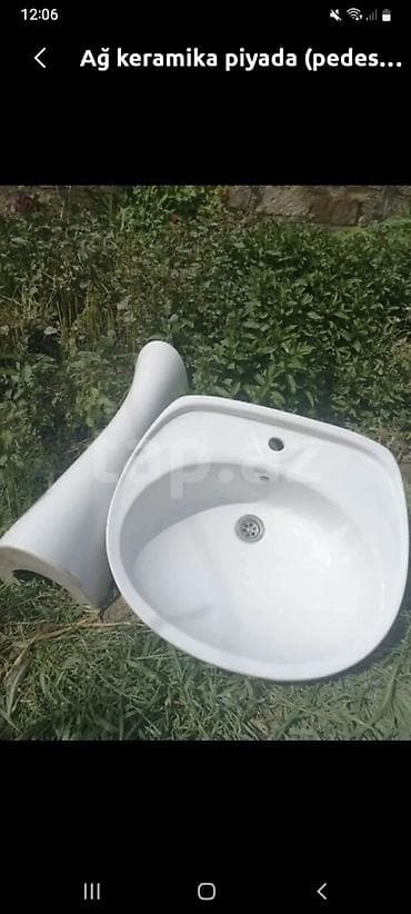 Ağ keramika piyada (pedestal) dəst canaq yaxşı vəzyət də sınıkı yoxdu lalafo.az -da Ağ keramika piyada (pedestal) dəst canaq yaxşı vəzyət də sınıkı yoxdu