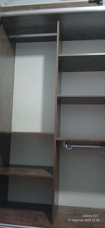 skaf: İşlənmiş, 2 qapılı, Güzgülü, Bej, Taxta, Kupe, Düz dolab — 2