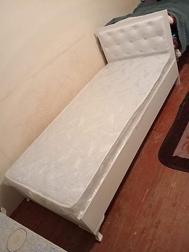 tek divan: Məhsul: Yumşaq başlıqlı yataq çərçivələri və döşəklər dəsti Təsvir: - — 7