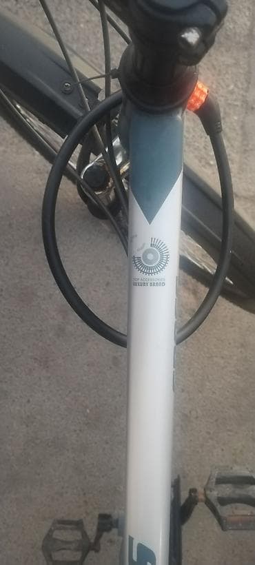 strim velosiped 29: CROSS markalı dağ velosipedi - Geniş, möhkəm alüminium tipli çərçivə — 3