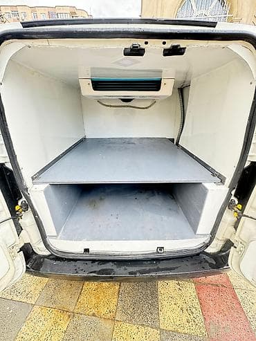 Транспорт: Fiat Fiorino 2014 soyuduculu furqon - Marka/model: Fiat Fiorino - — 9