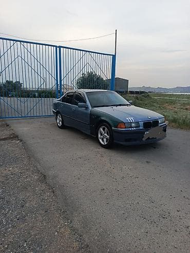 m3 e46: BMW 3 series: 1.8 l | 1993 il Sedan — 1