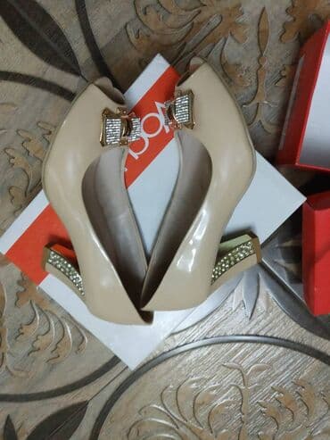 туфли с силиконовыми вставками: Туфли, Размер: 37, Б/у — 6