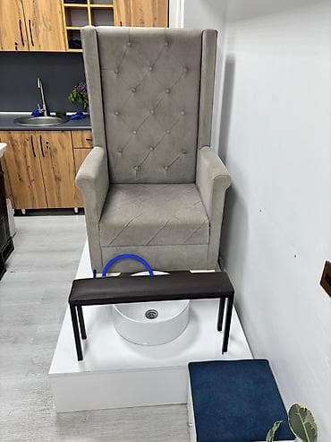 dirnaq stolu gence: Pedikur dəsti 300 Azn.Yeni kimidir,çox az işlənib.Ünvan — 2