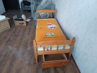 Uşaq mebeli: Oğlan və qız üçün, Çarpayı, Bazasız, Matras ilə, Siyirməli — 2