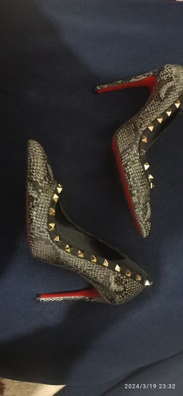 зеленые туфли: Туфли, Размер: 39, цвет - Зеленый, Б/у — 1