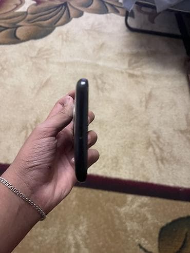 m tech computers: Smartfon – qara rəngli, kompakt korpus ideal veziyyetdedi endirim — 4