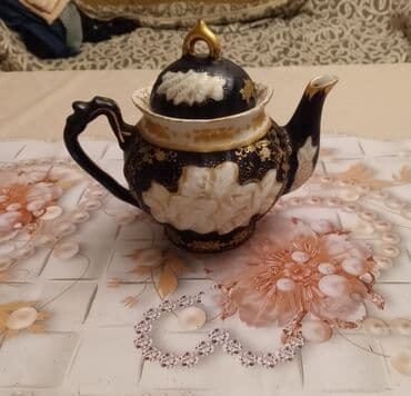 Daewoo: Dekorativ Bəzəkli Farfor 1 Litr Həcmli Porselen Çaydan. - — 1