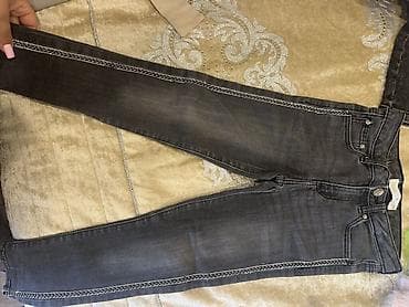 Cinslər: Uşağ cins şalvari 6 yaş .Zaradan alınıb skinny kəsim. Yan tikiş — 2