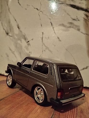 фольксваген пассат 1: Salam. model normal vəziyyətdədir. stoplar flan hazırlanıb üstünə — 2