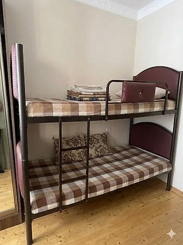 продам кровать двуспальную бу: Для девочки и мальчика, Кровать, С матрасом, Без выдвижных ящиков, Железные — 1