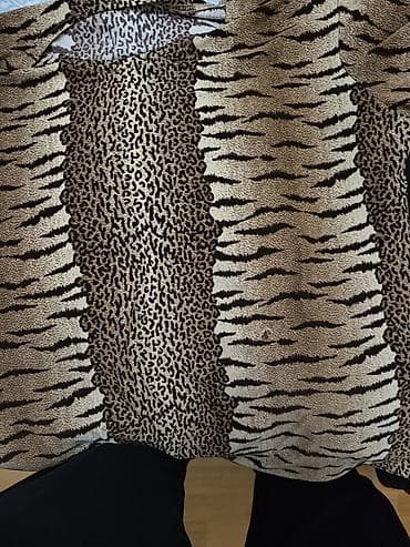 Qadın geyim dəsti – paltar və ətək - Üst geyim: heyvani printli