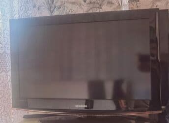 tv kronşteyn: İşlənmiş Televizor Samsung LCD 32" HD (1366x768), Ünvandan götürmə, Ödənişli çatdırılma — 1