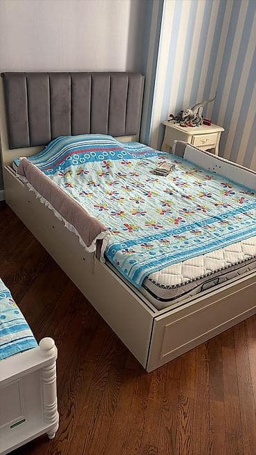 Oğlan və qız üçün, Çarpayı, Bazasız, Matrassız, Siyirməli lalafo.az -da Oğlan və qız üçün, Çarpayı, Bazasız, Matrassız, Siyirməli