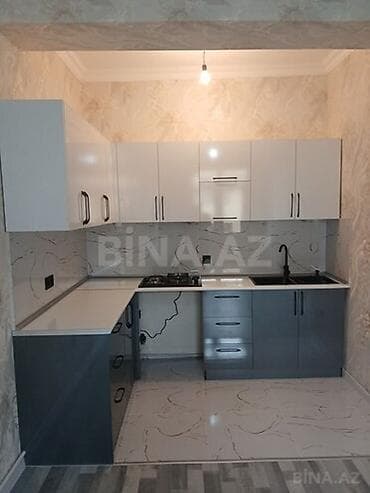 saatliq evler gence: Satılır: 1 otaqlı mənzil (studiyo tipli mətbəxli) Planlaşdırma: - — 1