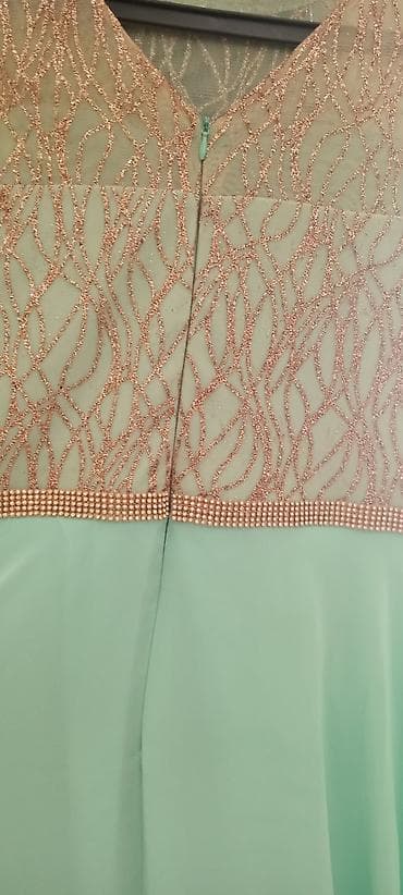 Şəxsi əşyalar: Zərif ziyafət/gecə geyimi Ölçü - 42 l-xl. Metrolara çatdırılma — 4