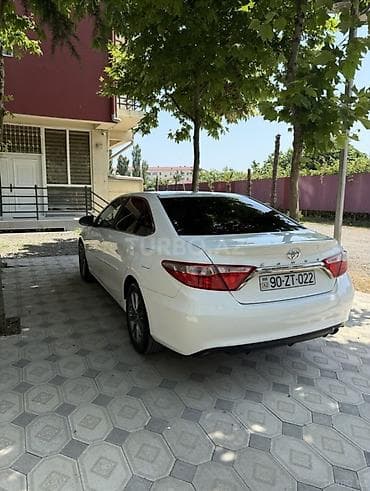 фольксваген пассат 1: Toyota Camry: 2.5 л | 2015 г. Седан — 7