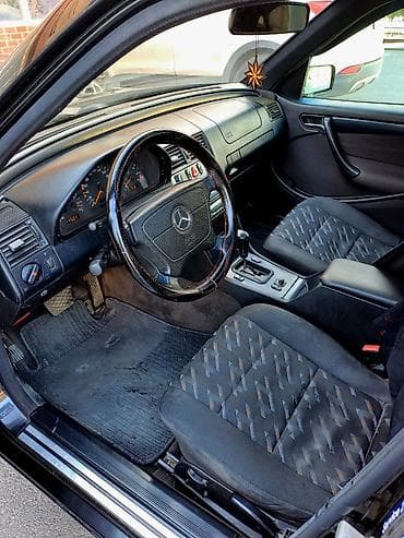 masin satisi: Mercedes-Benz C-Class: 2.3 l | 1998 il Sedan — 4