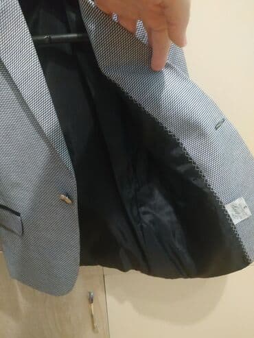 детская новая куртка: Детский пиджаккак новый. 1 раз надевался. На 2-3 летнего ребенка — 3