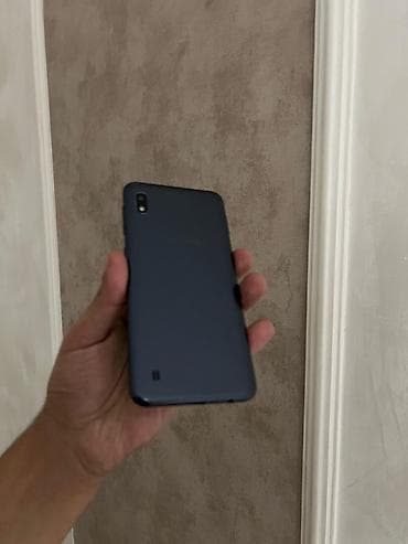 Samsung Galaxy A10, 32 ГБ, цвет - Голубой, Две SIM карты — 4