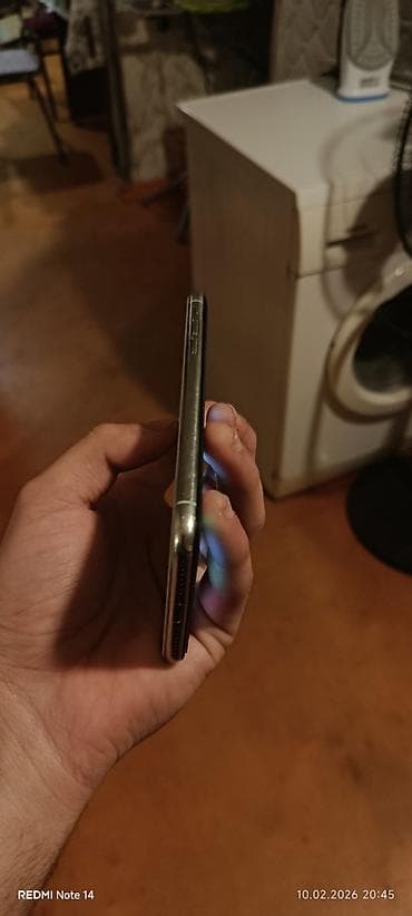 iphoe x: IPhone X, Gümüşü, Face ID — 6