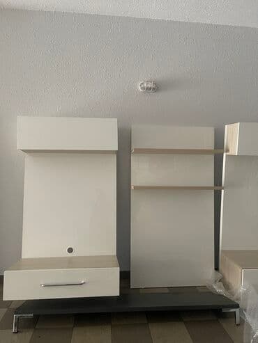 аренда помещения под салон красоты: Новый, Прямой ТВ стенд, С полками, Деревянный, Турция — 7