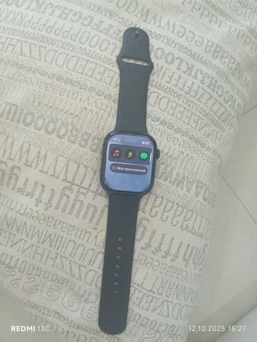 экран: Б/у, Смарт часы, Умные, Сенсорный экран, цвет - Черный — 1