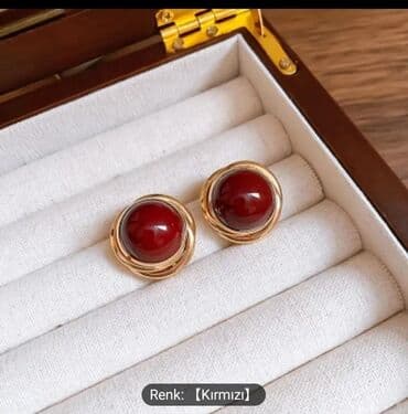 islenmis qizil sirqalar: Yenidir
Bordo rengi qalib — 7