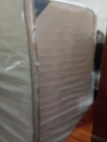 Yeni matraslar satılır.Umumi 4 edetdir.Hamisini goturene endirim