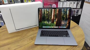 Apple MacBook, 15 ", Apple M3, 256 GB