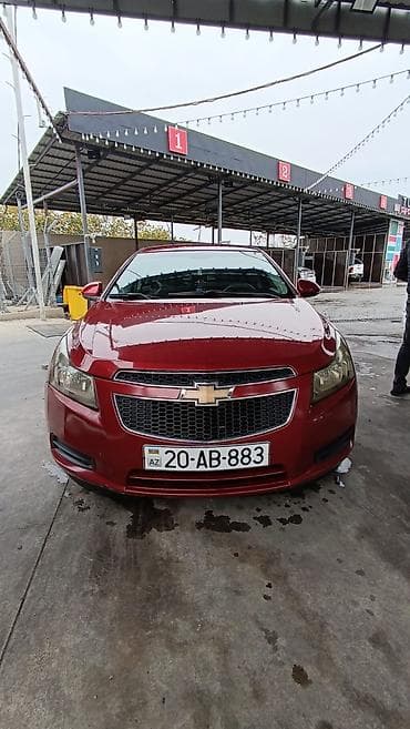 cruze rol: Chevrolet Cruze sedan – qırmızı rəng - Kuzov: 4 qapılı sedan, parlaq — 1